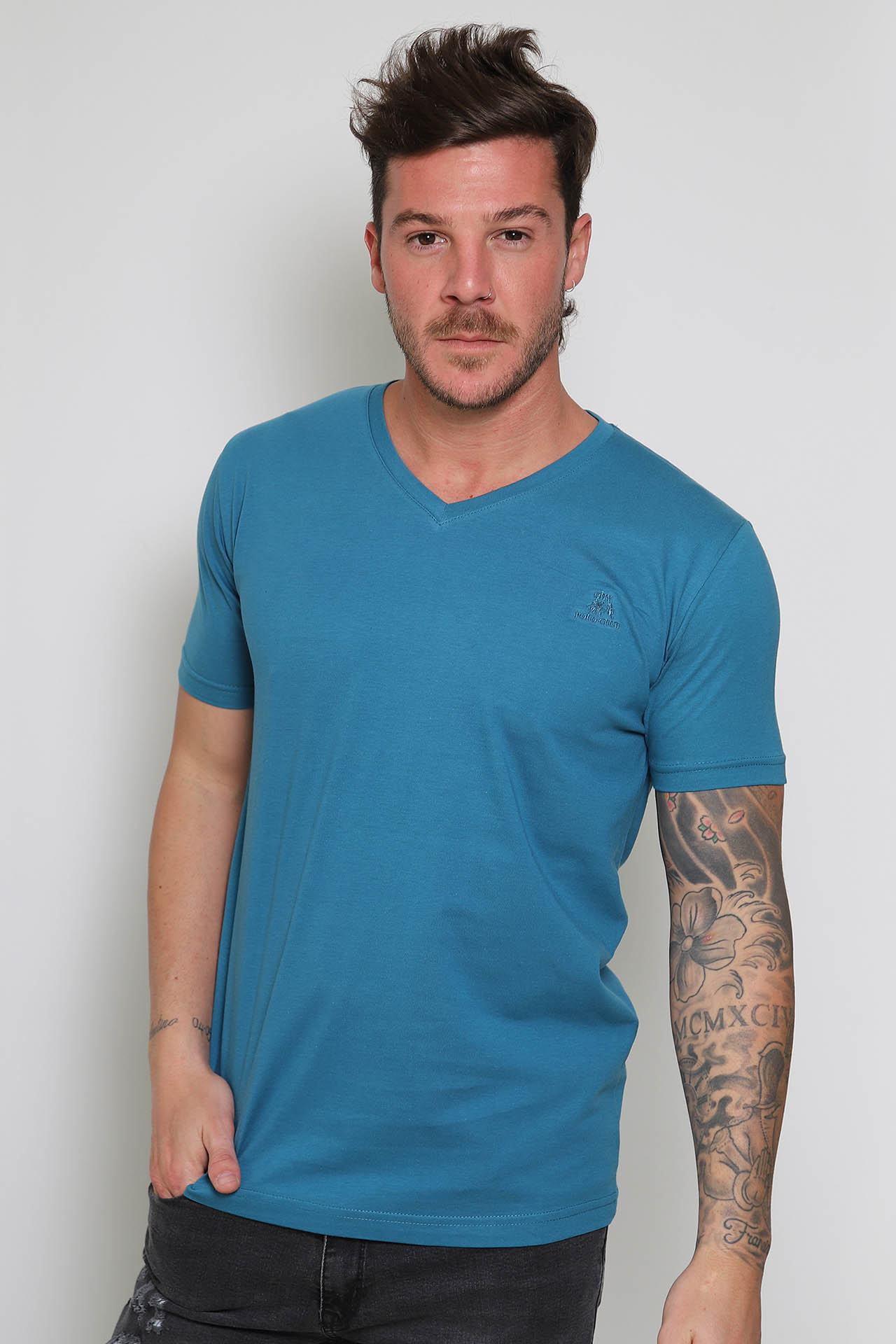 Remera ESC V Manga Corta