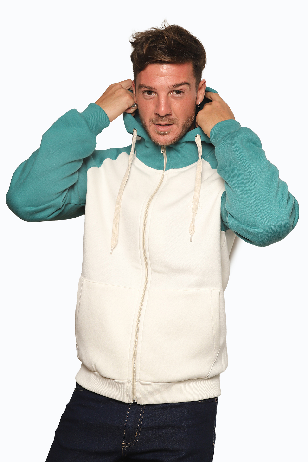 Campera Capucha Premium 3